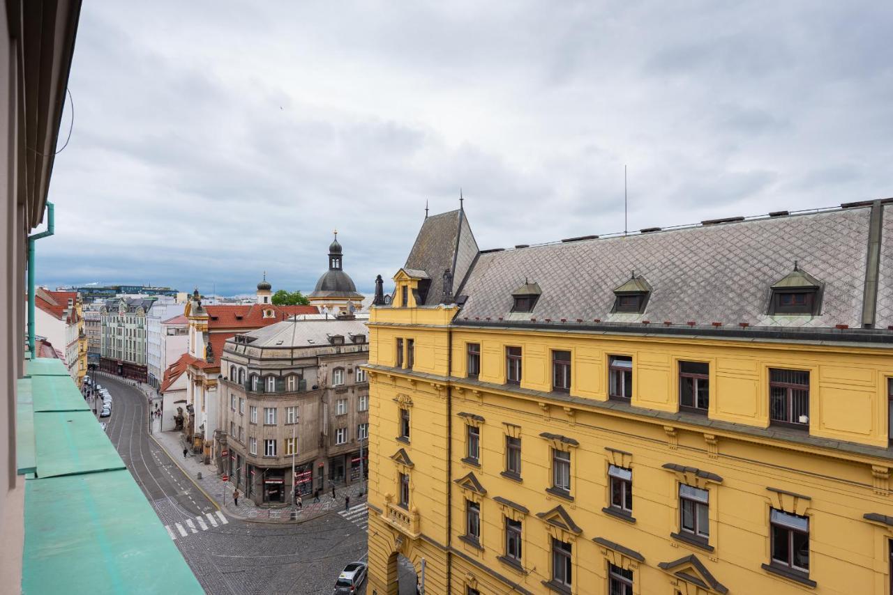 New Luxury Apt With Ac&Parking In The Center Of Prague Apartamento Exterior foto