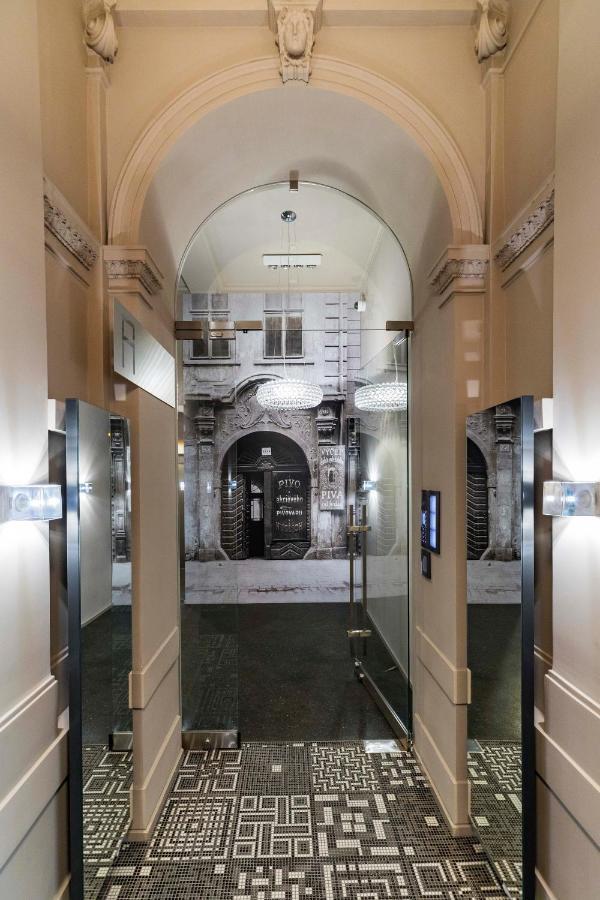 New Luxury Apt With Ac&Parking In The Center Of Prague Apartamento Exterior foto